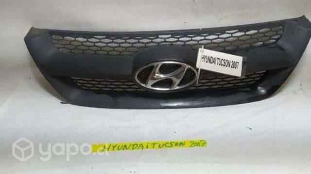 Máscara Hyundai Tucson año 2007 importadora