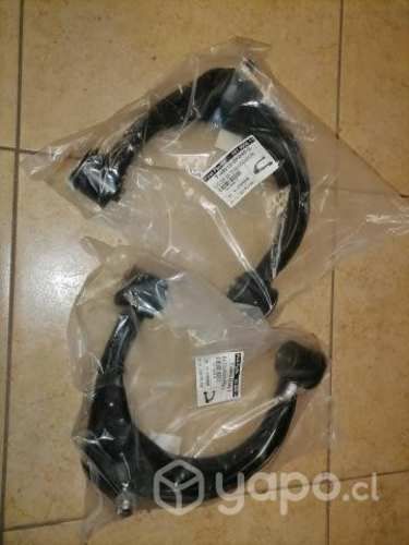 Bandejas superiores Toyota hilux 20% dscto