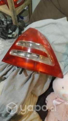 Foco Trasero derecho c180