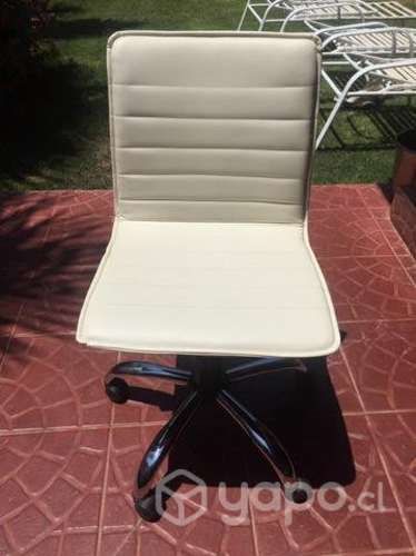 Silla escritorio blanca