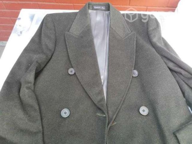 Fino y Elegante Abrigo Johnsons