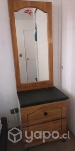 Velador y/o cómoda