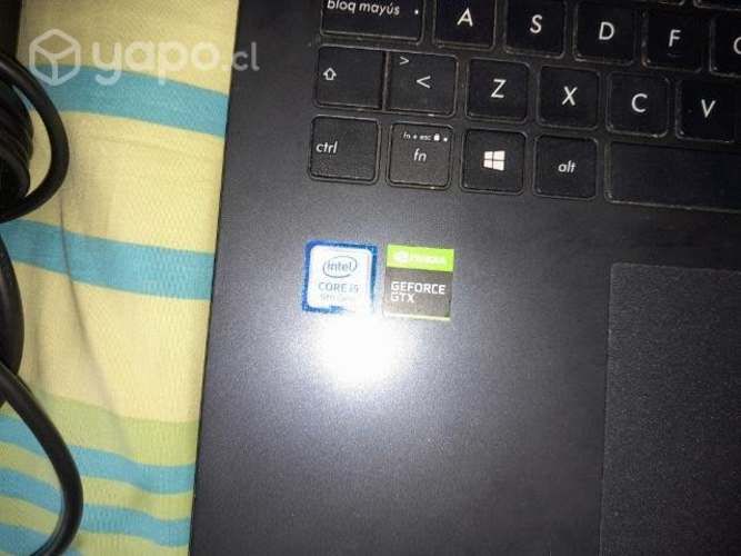 PC GAMER con detalles