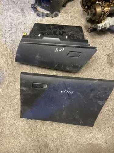 Guanteras toyota hilux Revo