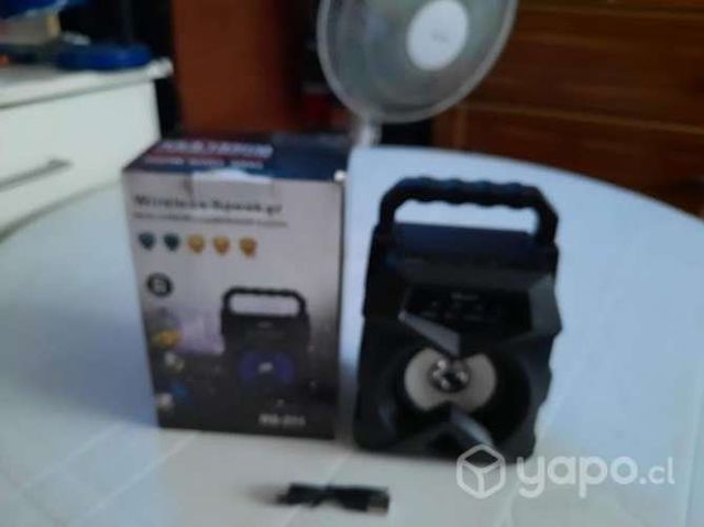 Parlante portatil pequeño