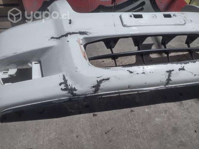 Parachoque del mazda bt