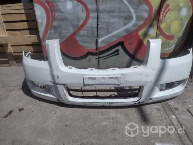 Parachoque del mazda bt