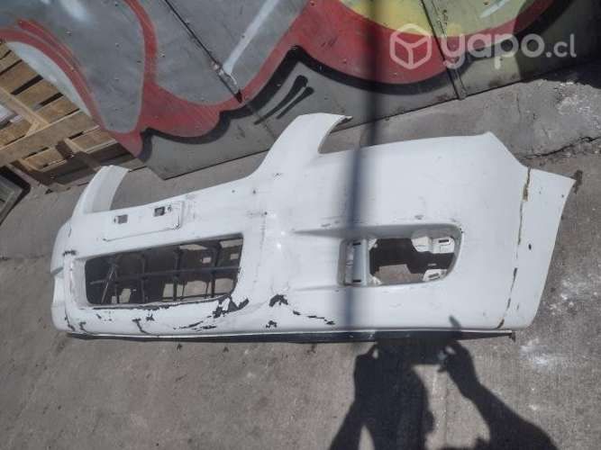 Parachoque del mazda bt