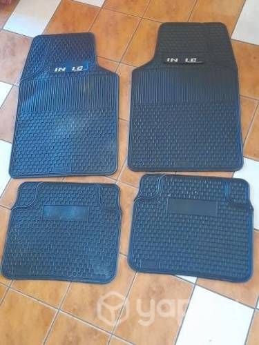 Juego de gomas de piso 4 piezas impecable