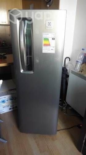 Refrigerador Electrolux ERDG195YSKG