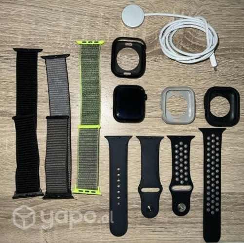 Apple Watch S7 45 mm