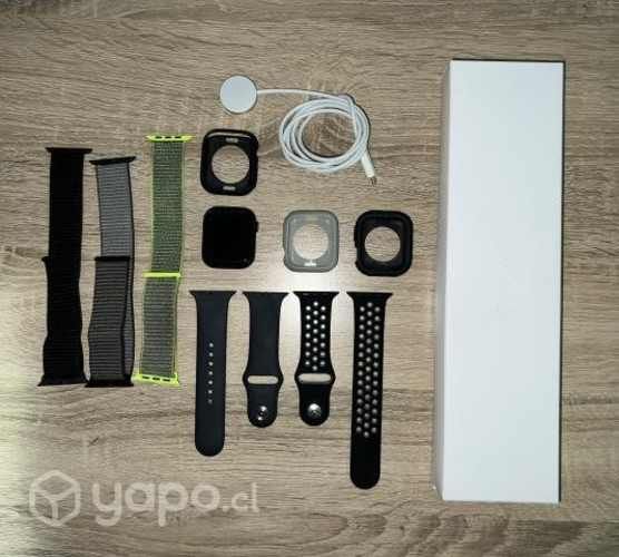 Apple Watch S7 45 mm