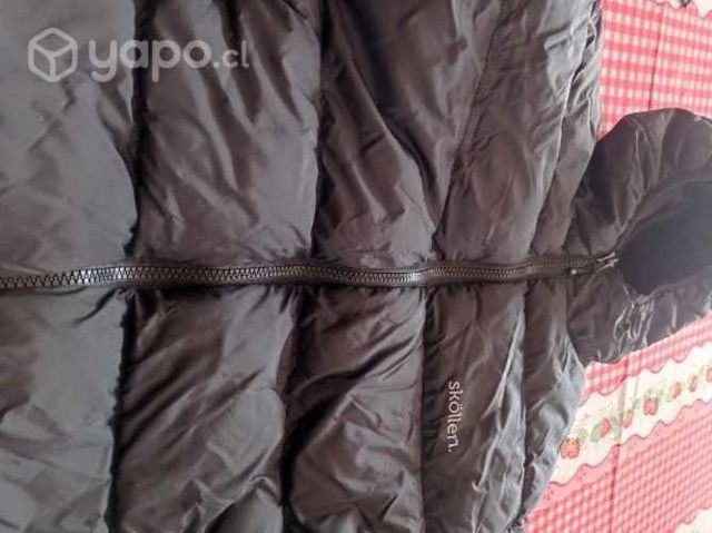 mochila nueva y parka XXL nueva por no uso