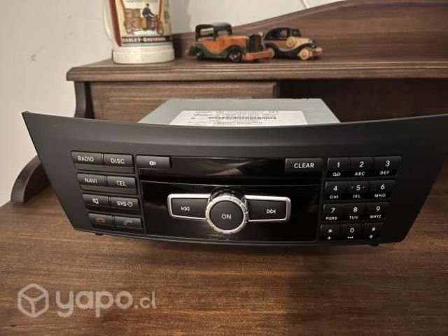 Radio Mercedez C250 nueva
