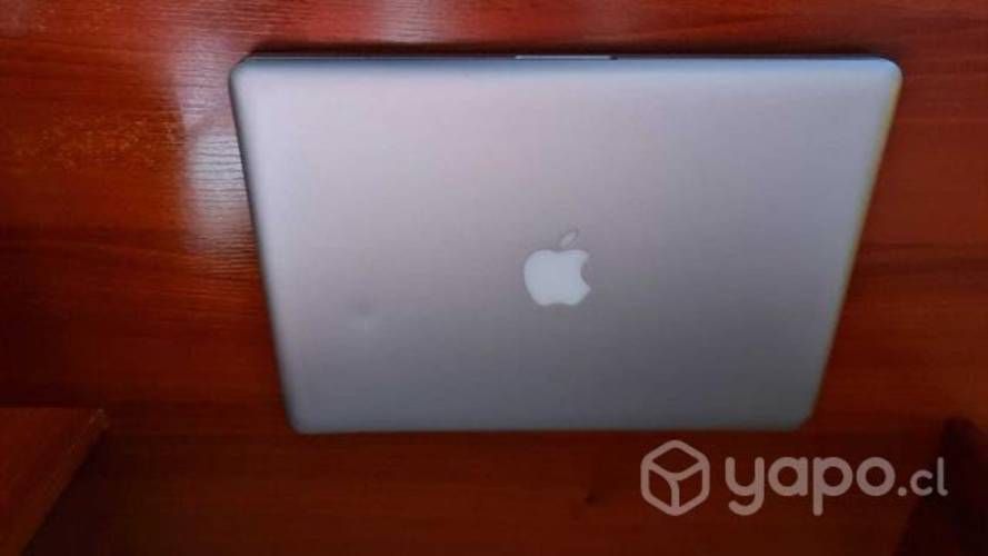 Macbook pro 11.6" 2012 i5 8gb Ram,1000gb