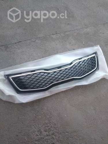 Mascara KIA RIO 12/15 NUEVA