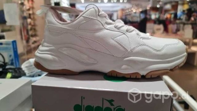 Zapatillas diadoras