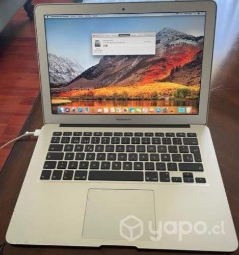 Macbook Air 2017 i5, 256GB SSD y 8GB RAM