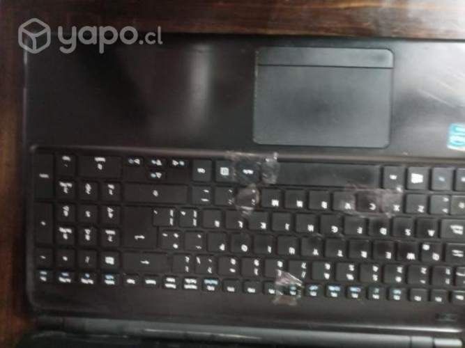 Notebook Acer Aspire E1-532-2625 en desarme