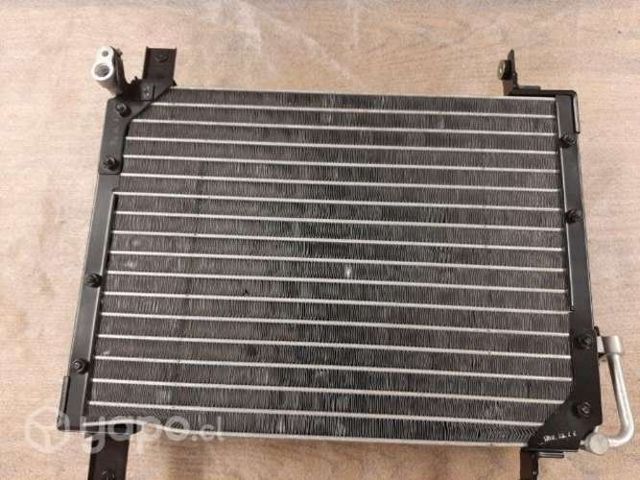 Condensador KIA BESTA ORIGINAL NUEVO