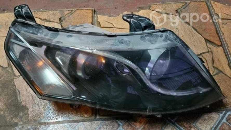 Optico derecho XUV  Led buen estado