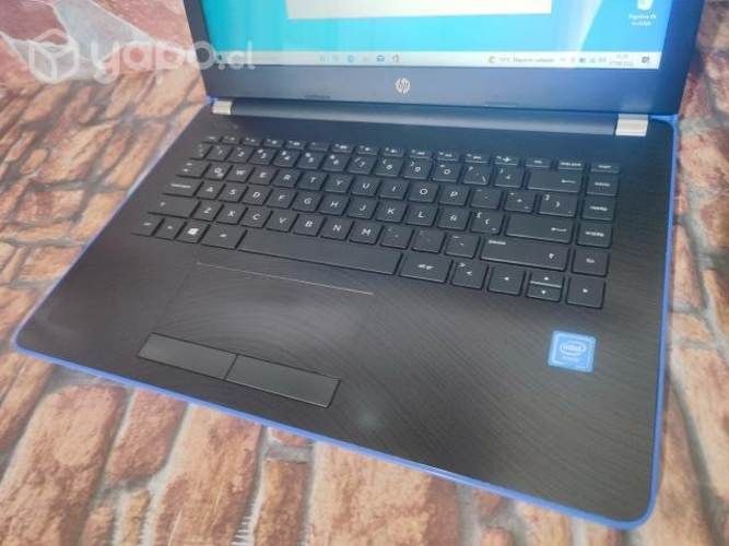 Notebook HP / 4 GB RAM / 240 GB SSD