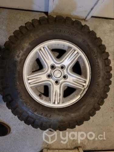 Neumático BFGoodrich MUD Terrain KM2