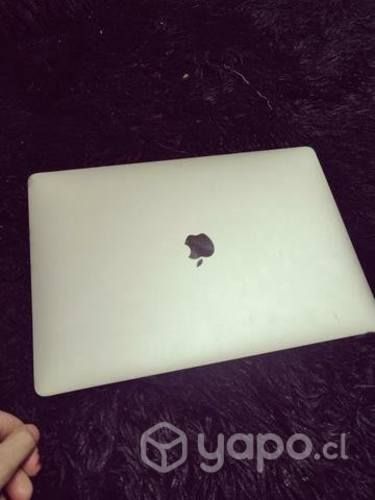 Macbook pro 15 touch bar 2018