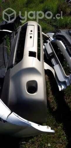 Parachoque delantero nissan xtrail t31 2014