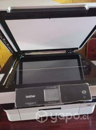 Impresora, fotocopiadora, escáner y fax