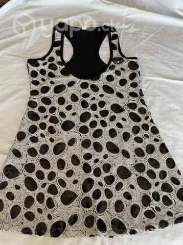 Polera lentejuelas negro con blanco . Vintage .TU