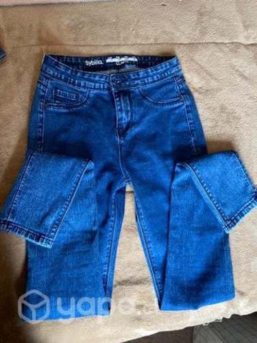 Pantalones, vestido y chaquetas