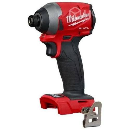 Destornillador de impacto milwaukee M18 con baterí