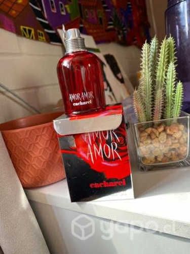 Perfume amor amor cacharel