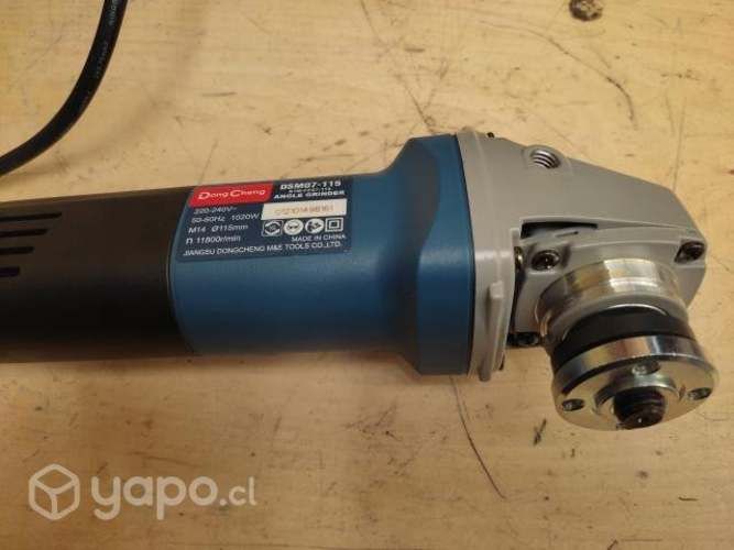 Esmeril angular 4 1/2" velocidad variable