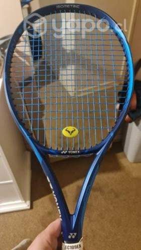 Yonex E ZONE 98 TOUR - Casi nueva Sin detalles !!!