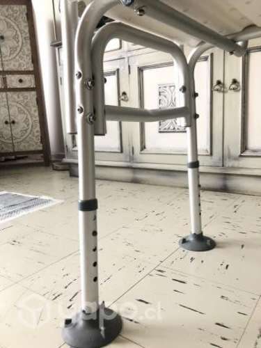 Silla ortopédica para baño