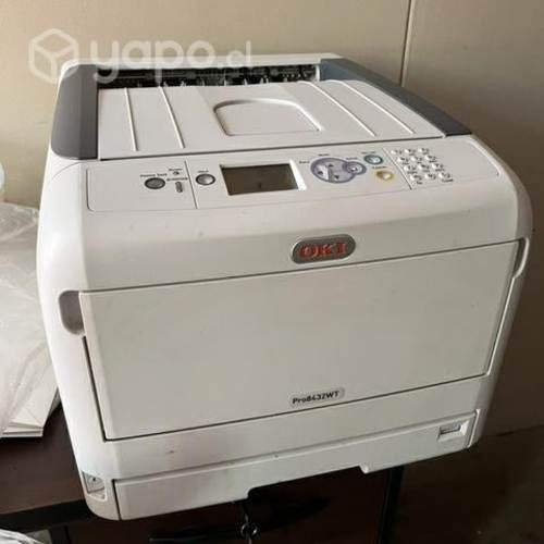 Impresora Oki tamaño A3 toner blanco