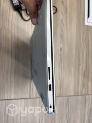 Dell inspiron intel 5 15,6" tarjeta video Iris