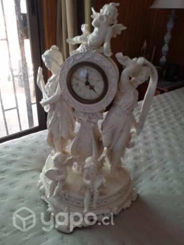 Hermosa Escultura Europea