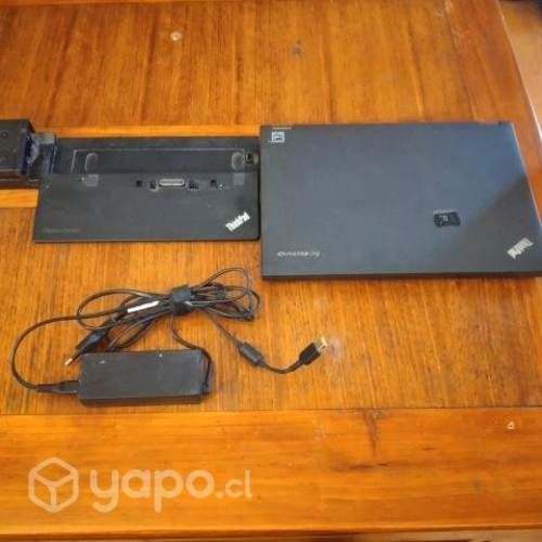 Lenovo T440p incluye docking
