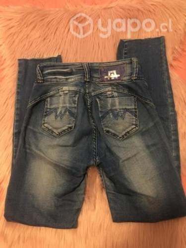 De marcaa jeanss mohicanoo