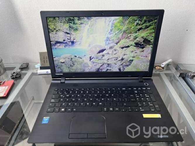 Notebook Toshiba 15 i3-4GB-SSD250GB+W10+Offic2021