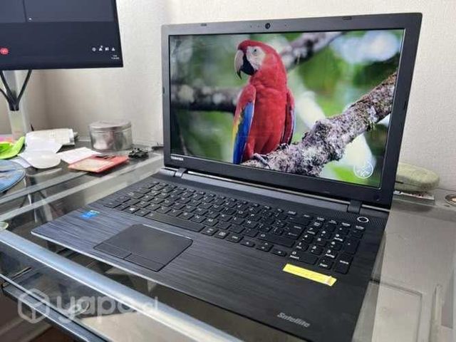 Notebook Toshiba 15 i3-4GB-SSD250GB+W10+Offic2021