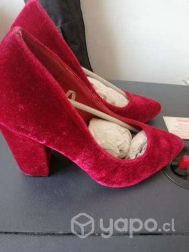 Zapatos de gamuza Rojo en exelente estado