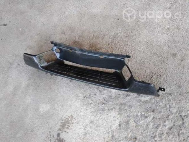 Moldura parachoque Chevrolet Dmax 05/11