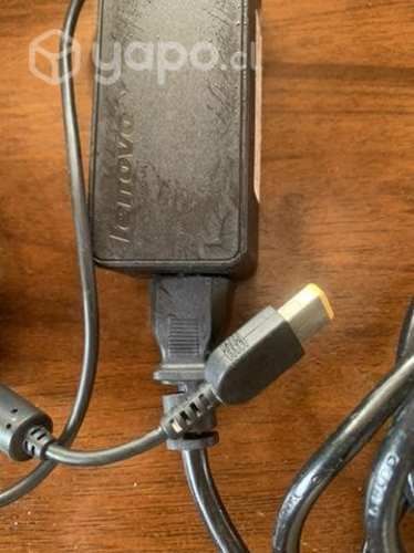 Cargador original lenovo 20v