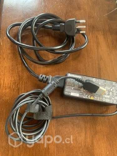 Cargador original lenovo 20v