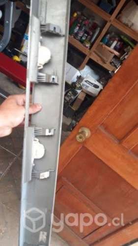 Moldura trasera original portalon SsangYong actyon