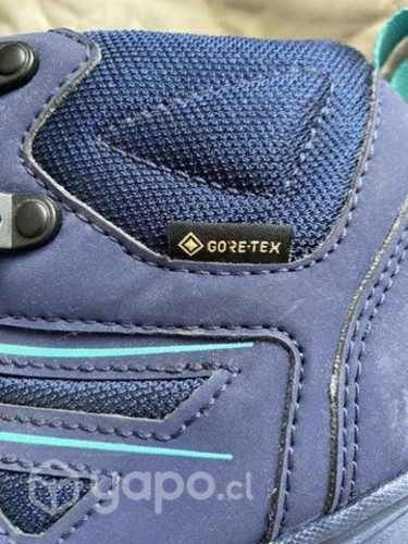 Zapatillas trekking nuevas